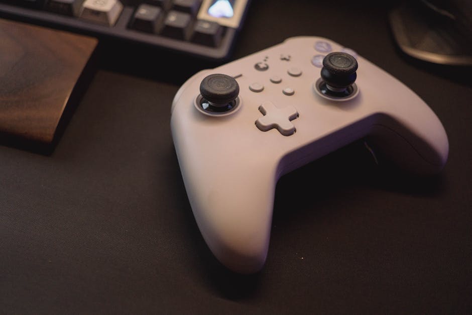Controller per videogiochi su una scrivania